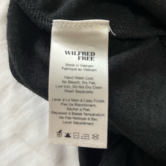 Aritzia Wilfred Izabel Scoop Back Sleeveless Knit Romper Black size XSmall - Picture 13 of 15